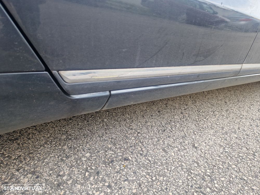 VW Passat Variant 1.6 TDI BlueMotion - 20