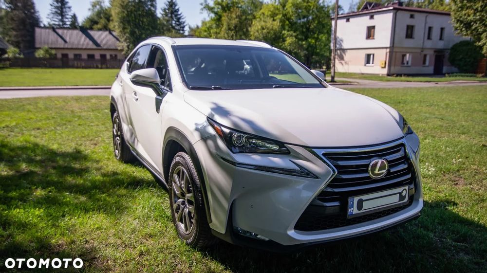 Lexus NX 200t Comfort AWD - 4