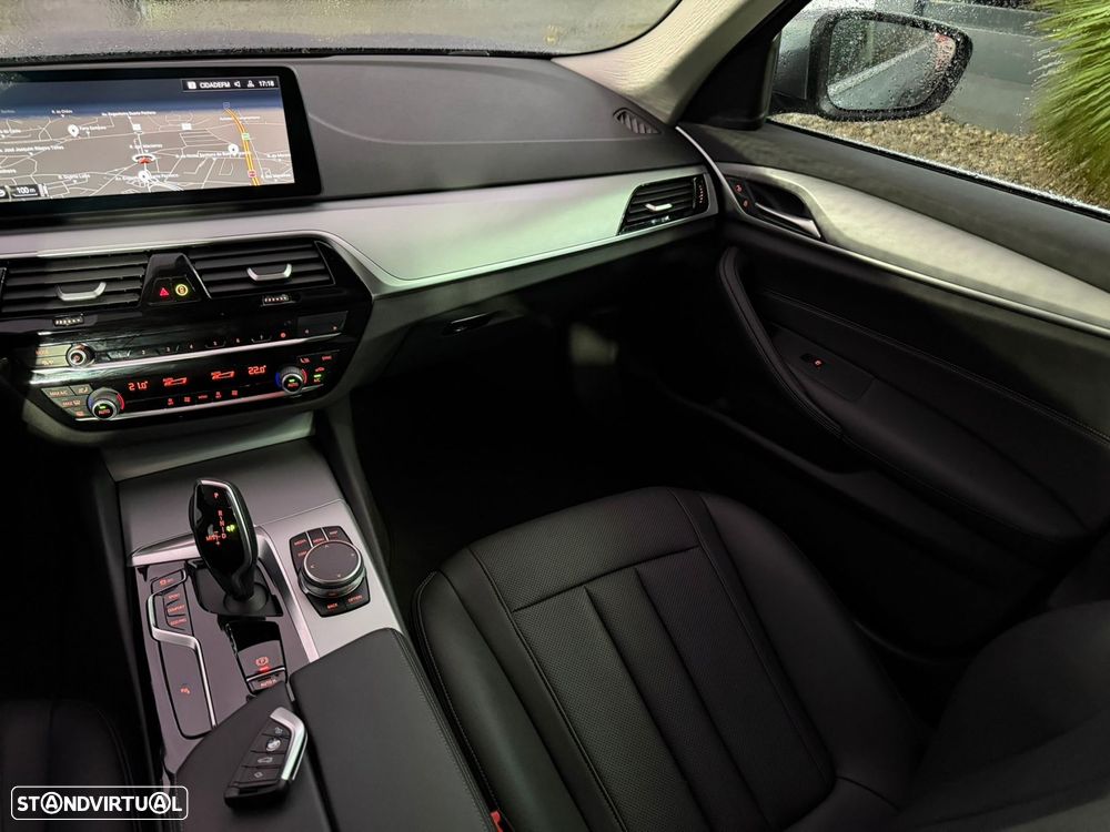 BMW 520 d Auto - 22