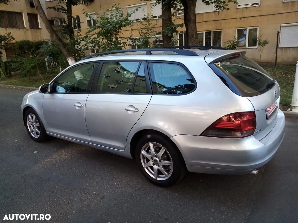 Volkswagen Golf 1.6 TDI BlueMotion Technology Comfortline - 2