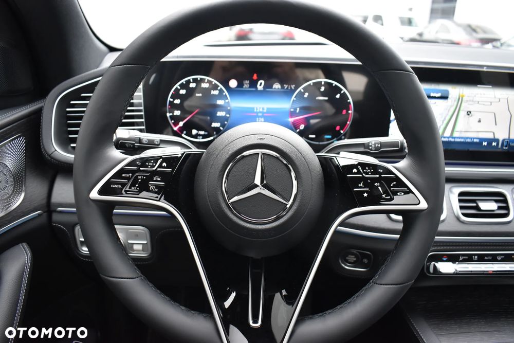 Mercedes-Benz GLE - 13