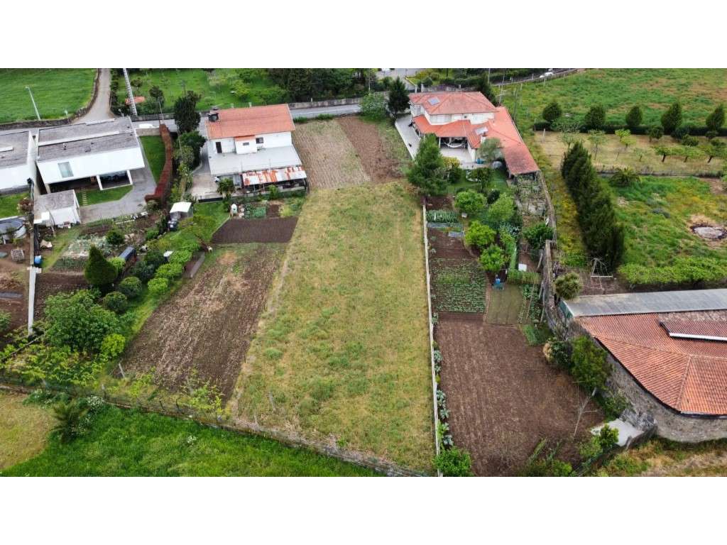 Terreno de construção em Alvelos - Barcelos - Grande imagem: 2/2