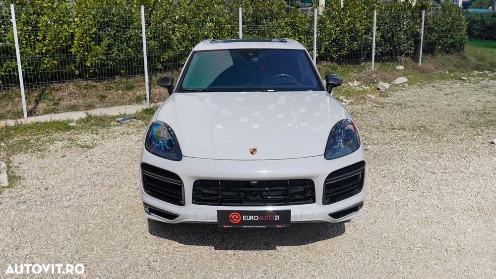 Porsche Cayenne Turbo - 3