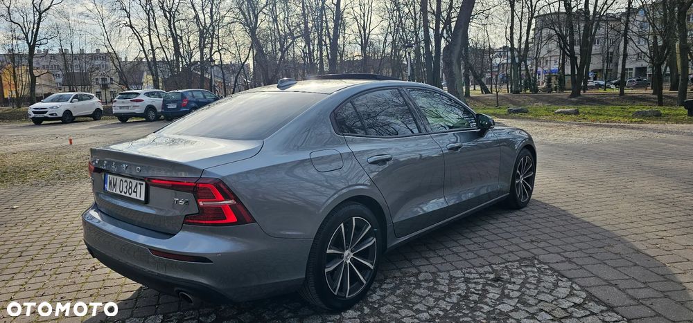 Volvo S60 T6 AWD Momentum Pro - 19