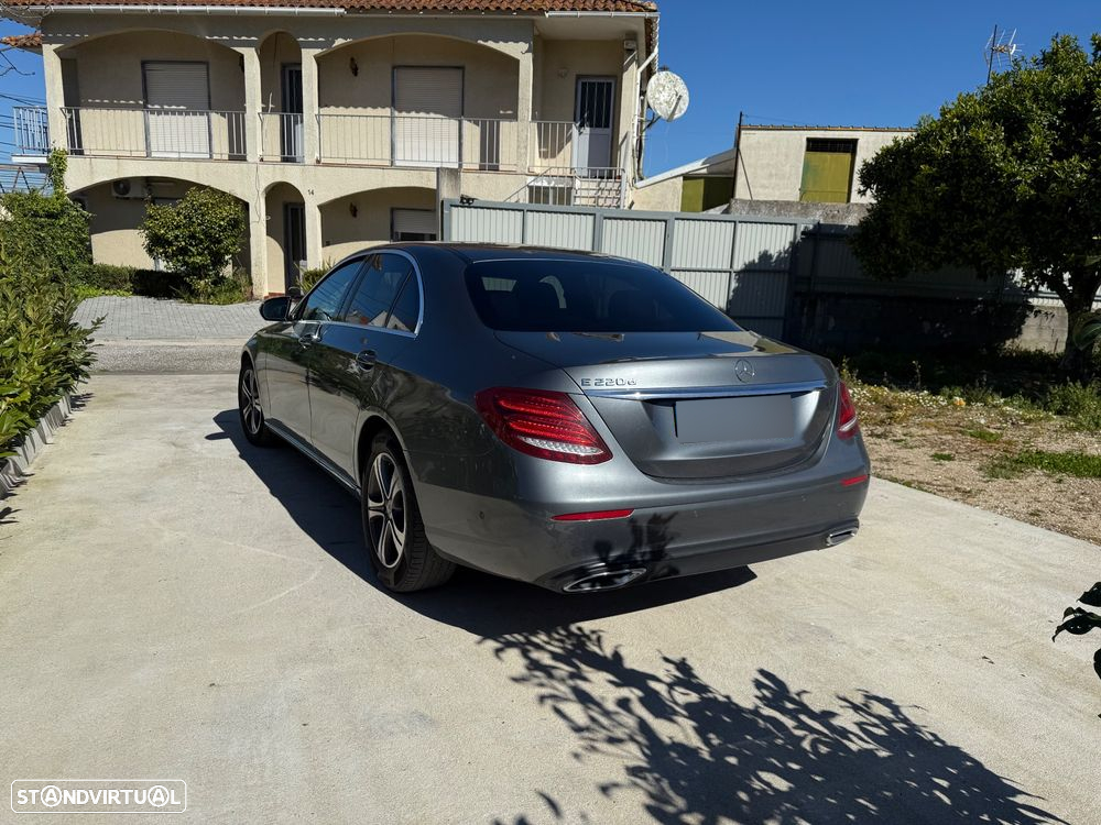 Mercedes-Benz E 220 d Avantgarde - 4