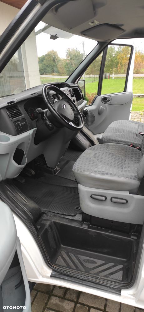 Ford Transit FT300L Trend - 6