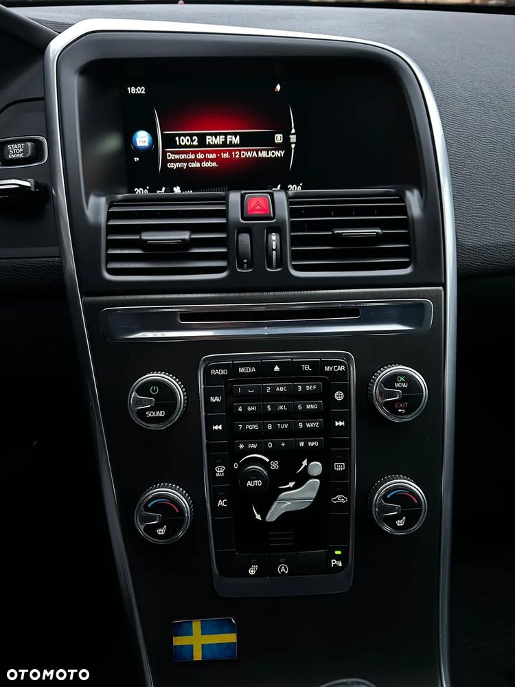 Volvo XC 60 D4 Drive-E Momentum - 15