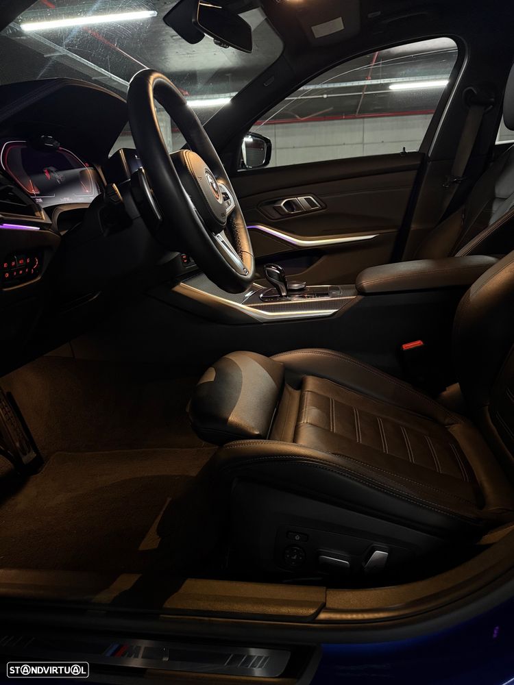 BMW 330 i Pack M Auto - 6