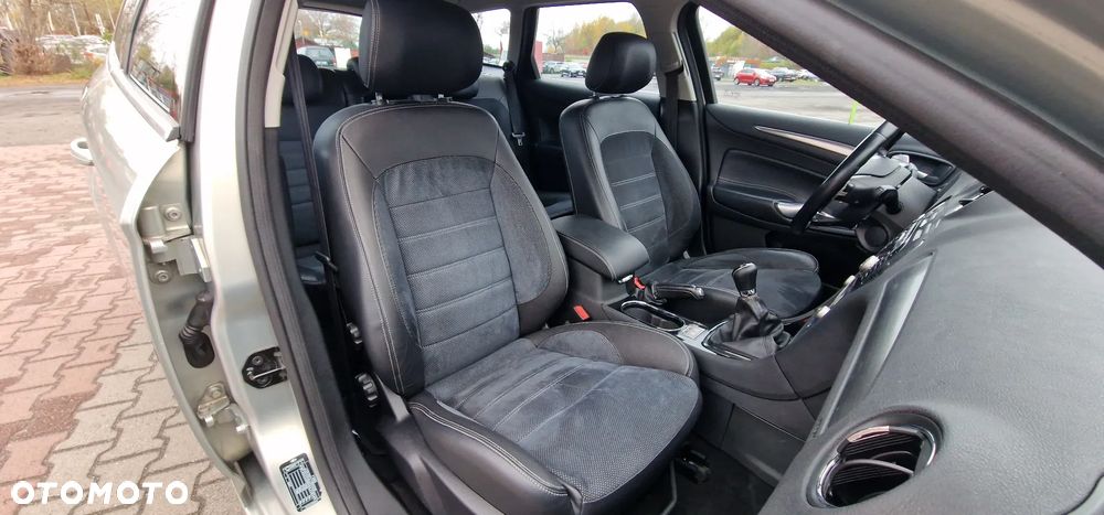 Ford Mondeo 2.0 FF Titanium - 11