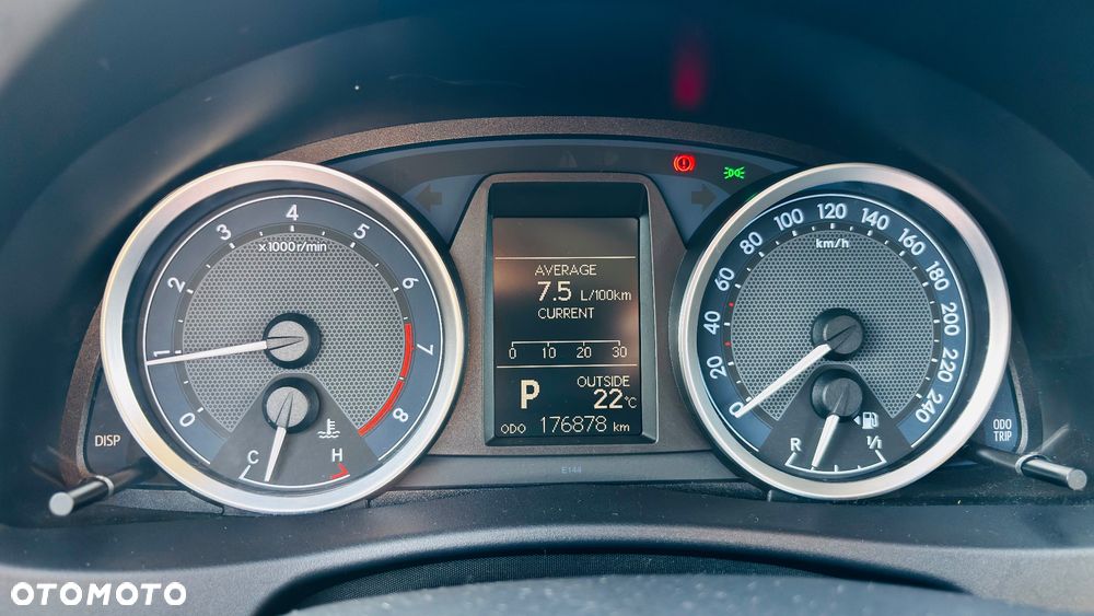 Toyota Auris 1.6 Valvematic Multidrive S Executive - 8