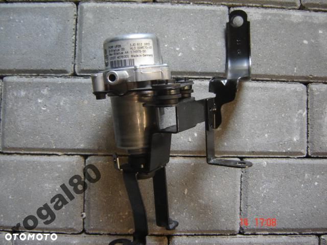 SKODA RAPID STACYJKA IDEAŁ ORYGINAŁ - 1