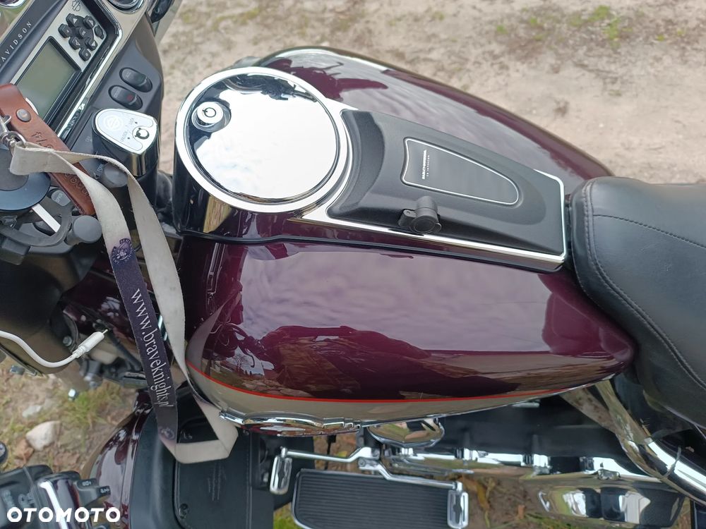 Harley-Davidson FLHTCU Ultra - 8