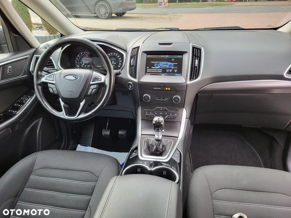 Ford Galaxy 2.0 TDCi 4WD Trend - 17