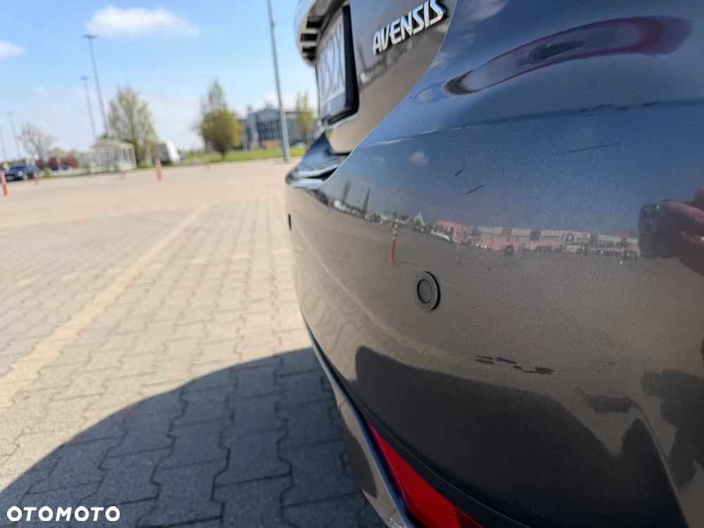 Toyota Avensis 1.8 Sol NAVI MS - 30