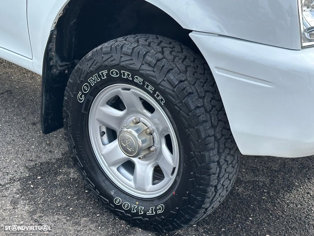 Mitsubishi L200 2.5 TD Club 3L CM - 15