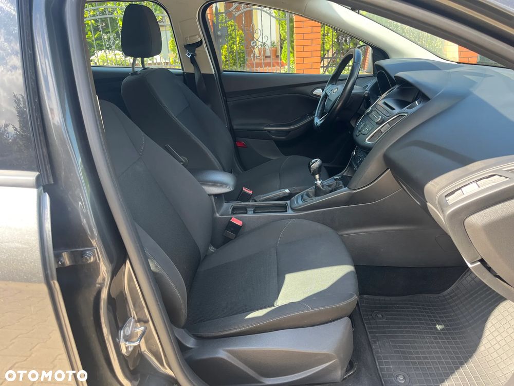 Ford Focus 1.5 TDCi SYNC Edition - 12