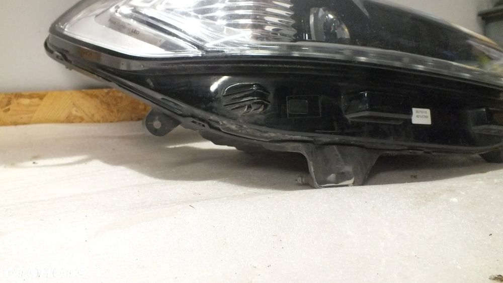 lampa przednia prawa Ford Mondeo V MK5 ES7313D154AL - 7