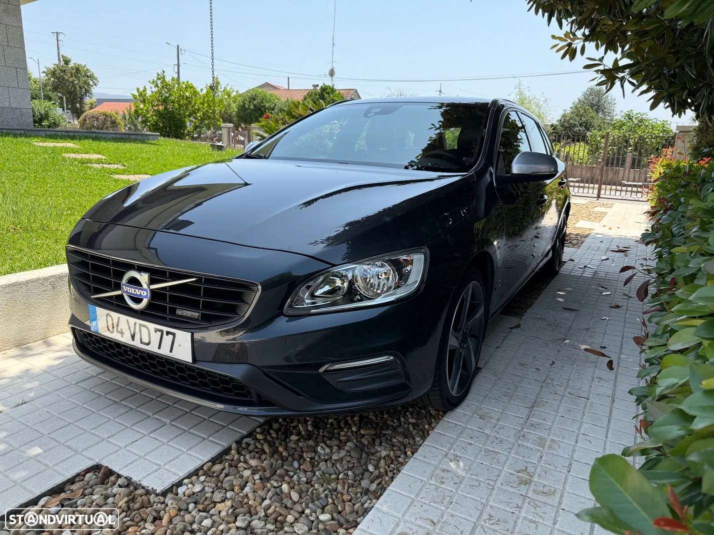 Volvo V60 2.0 D4 R-Design - 10