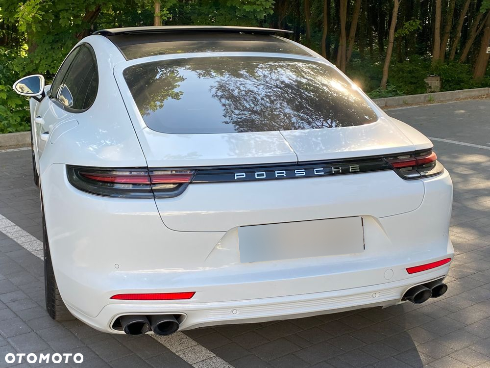 Porsche Panamera - 20