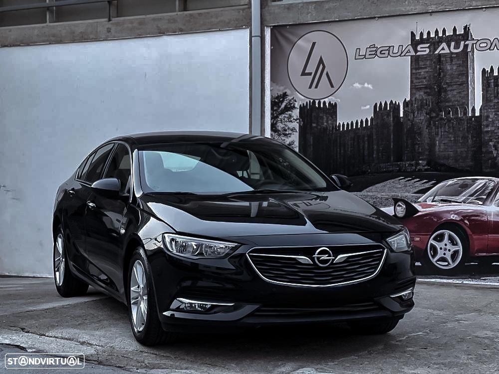 Opel Insignia Grand Sport 1.6 CDTi Business Edition - 1
