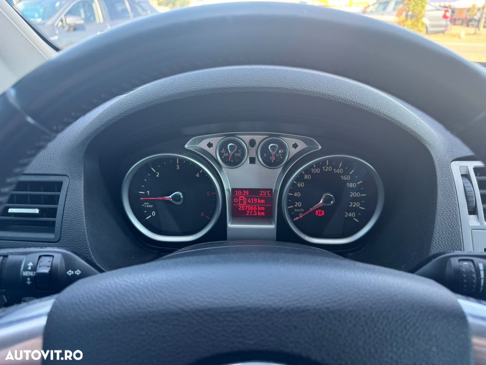 Ford Kuga 2.0L TDCi DPF Trend - 6