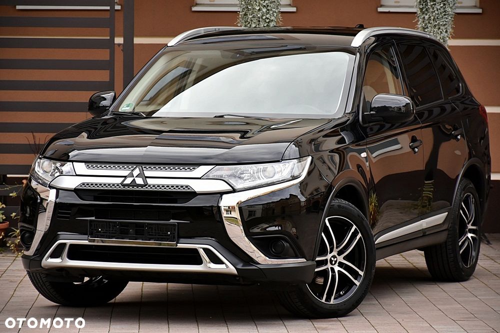 Mitsubishi Outlander 2019 photo 2