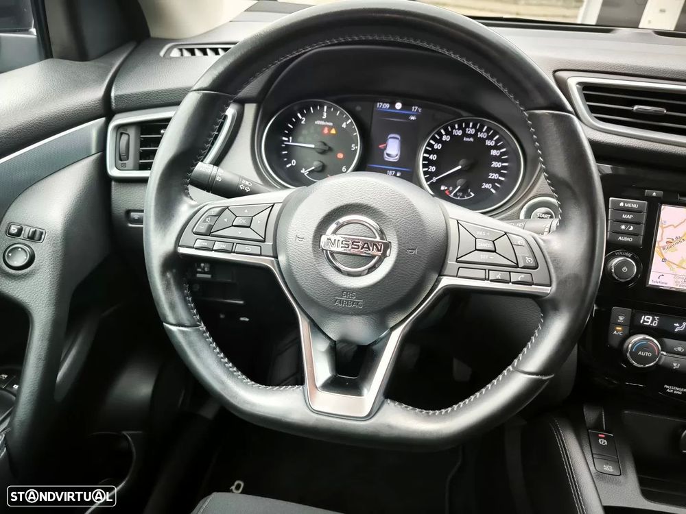 Nissan Qashqai 1.5 dCi N-Connecta J18 - 32