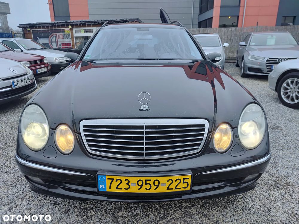 Mercedes-Benz Klasa E 500 Avantgarde Sport Edition - 8