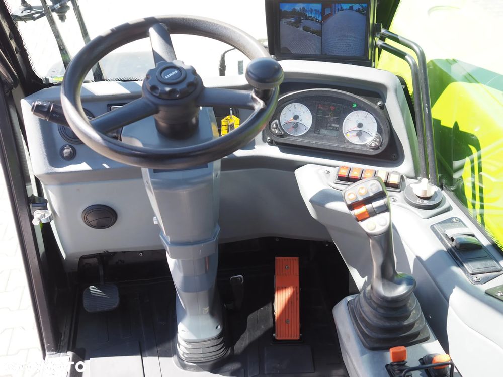 Claas Scorpion 756 VARIPOWER PLUS - 11