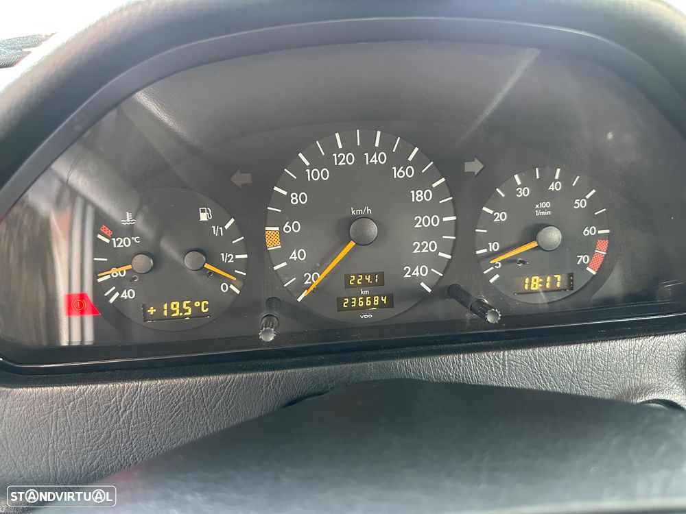 Mercedes-Benz C 180 Sport - 19