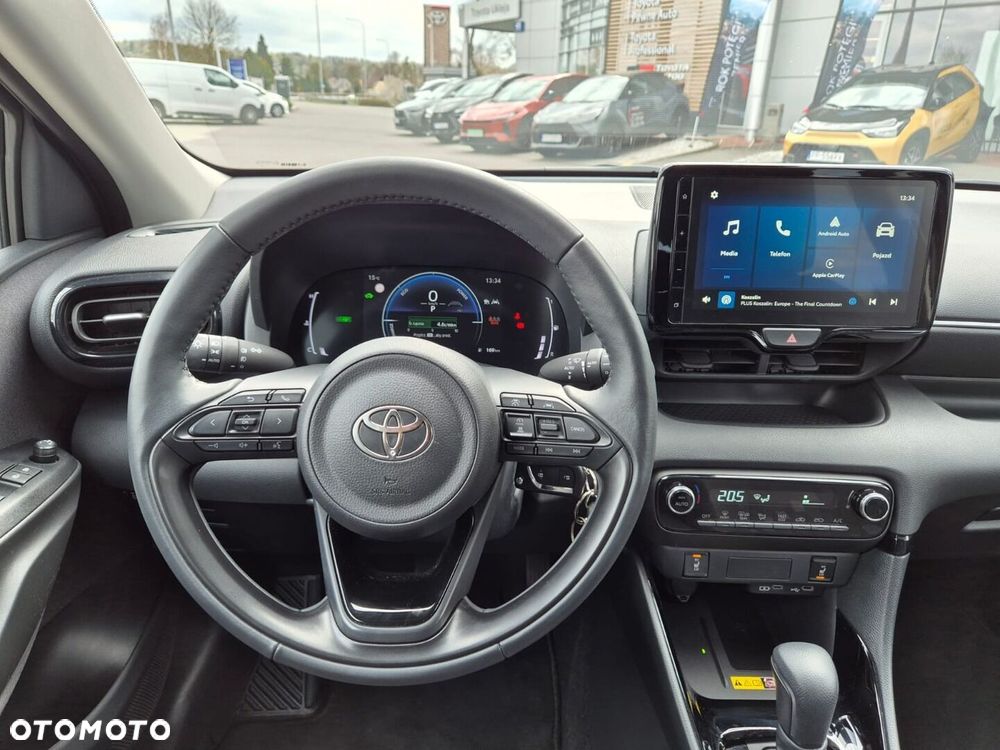 Toyota Yaris Hybrid 1.5 Style - 16