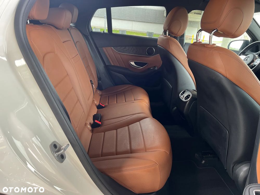 Mercedes-Benz GLC - 20