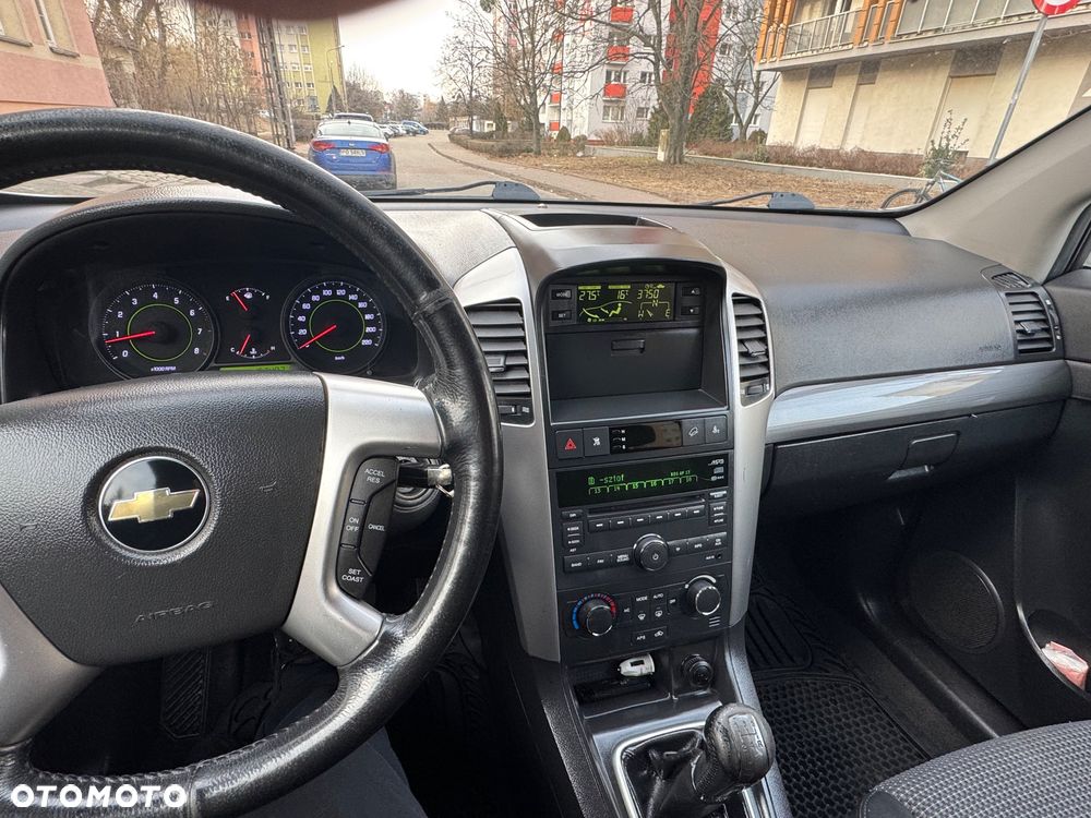 Chevrolet Captiva 2.4 LS - 11