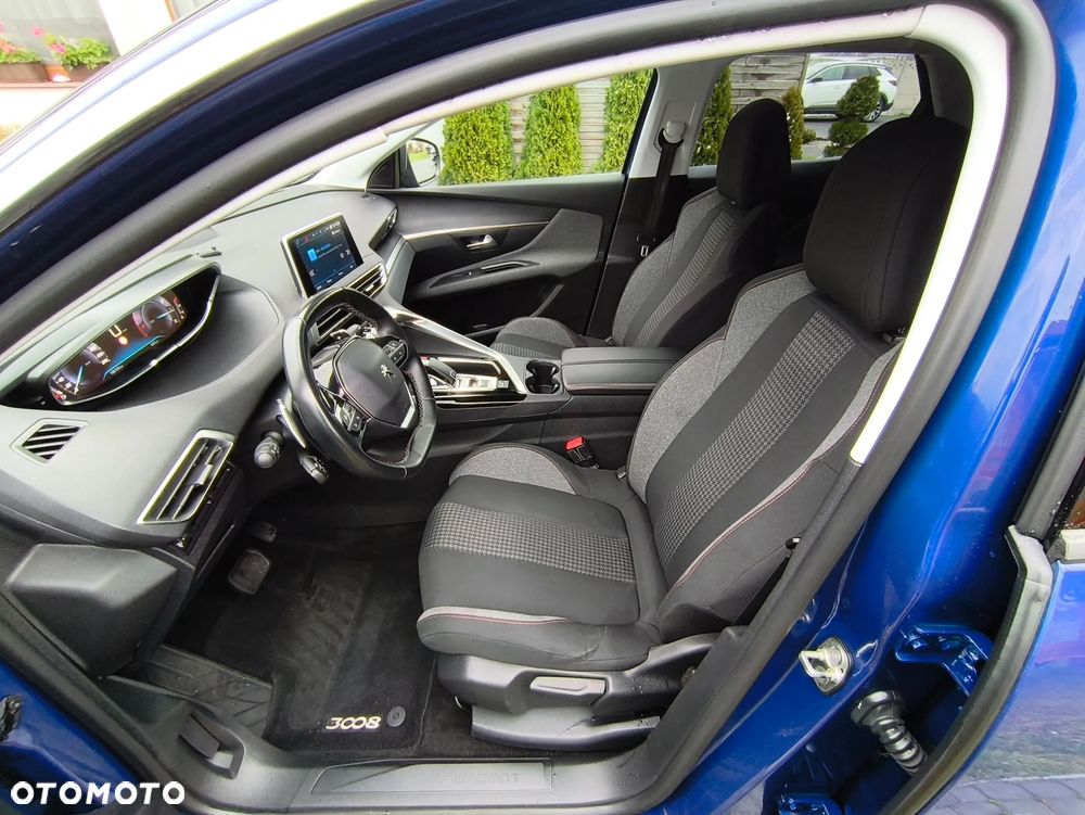 Peugeot 3008 PureTech 130 Stop & Start GPF EAT8 Allure - 11