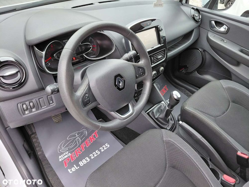Renault Clio - 10