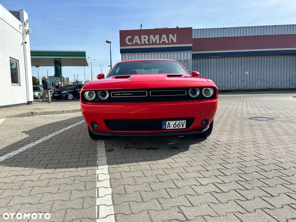 Dodge Challenger 3.6 SXT - 3