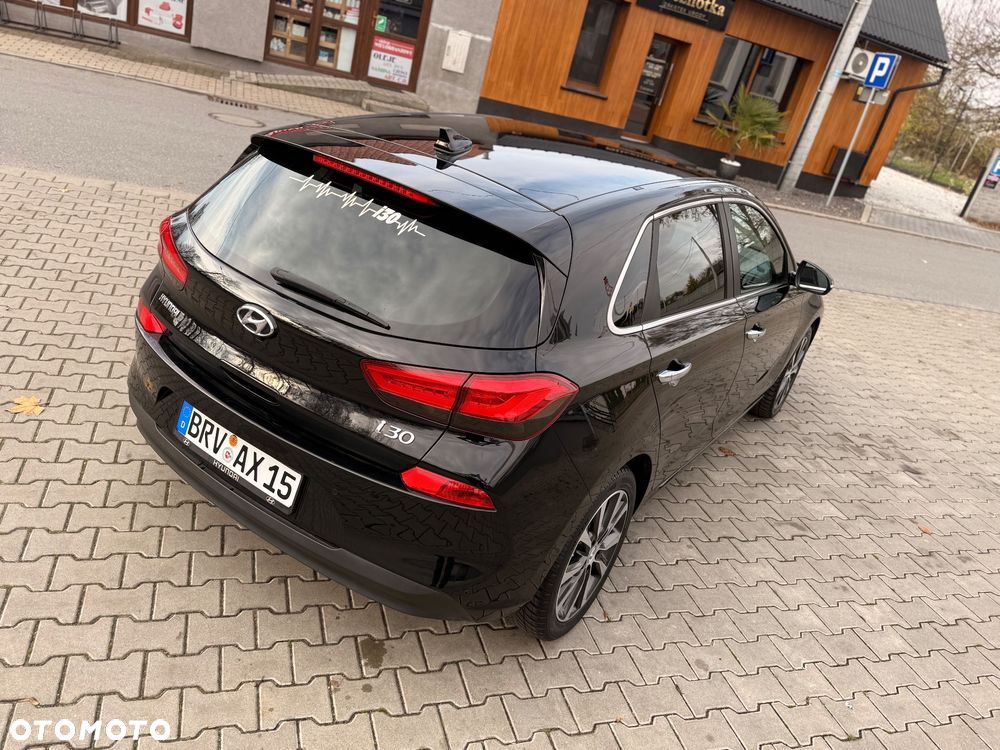 Hyundai i30 1.4 T-GDI Premium DCT - 17