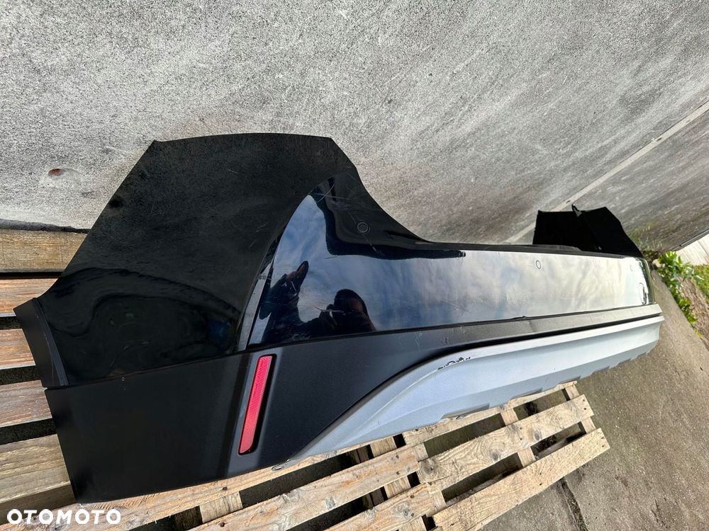 zderzak tyl toyota corolla e21 kombi trek kompletn - 2