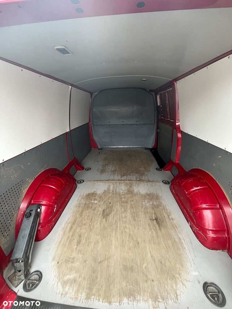 Volkswagen T5 - 12