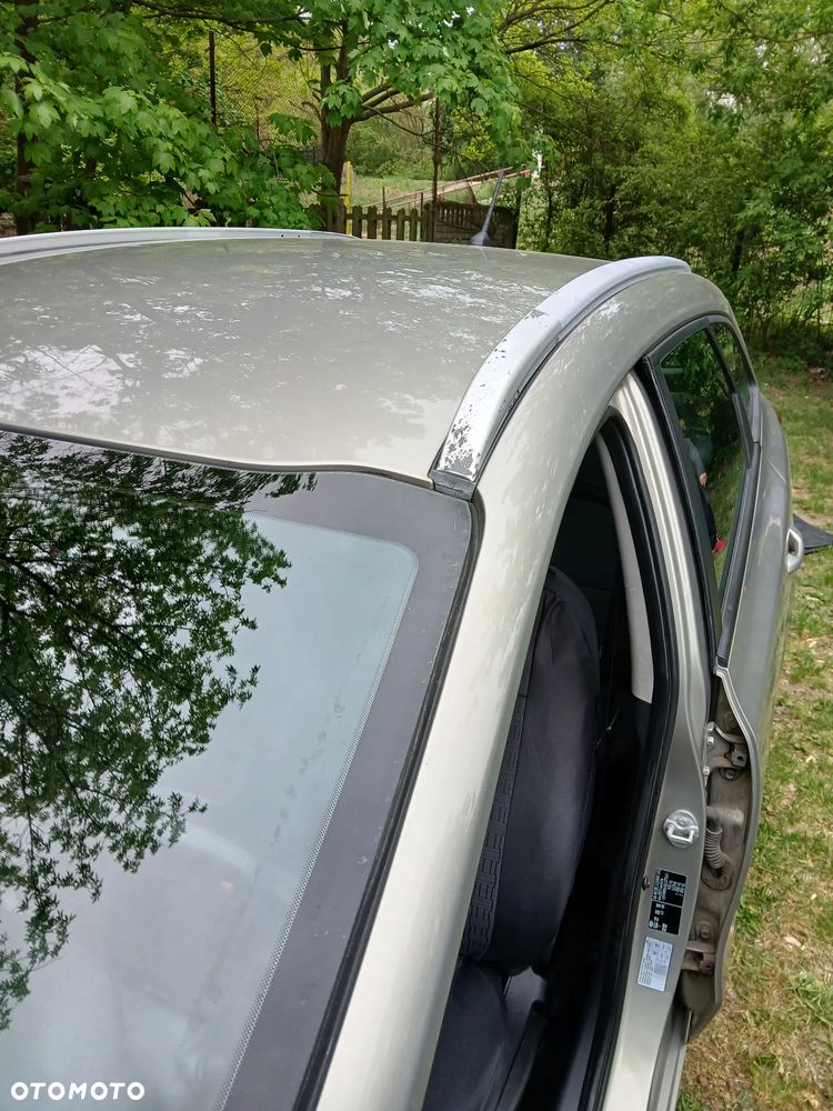 Kia Ceed - 12