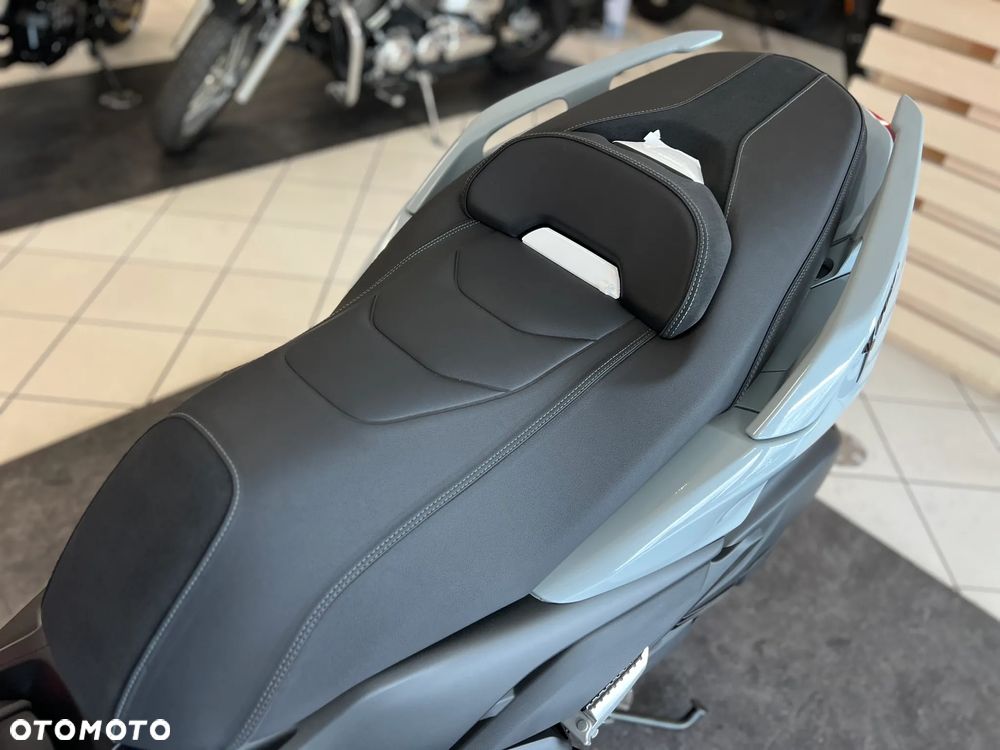 Yamaha X-max - 15