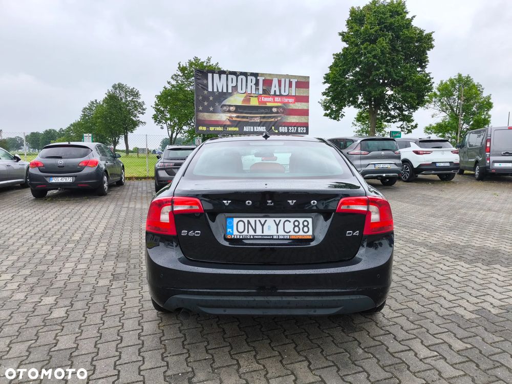 Volvo S60 - 4