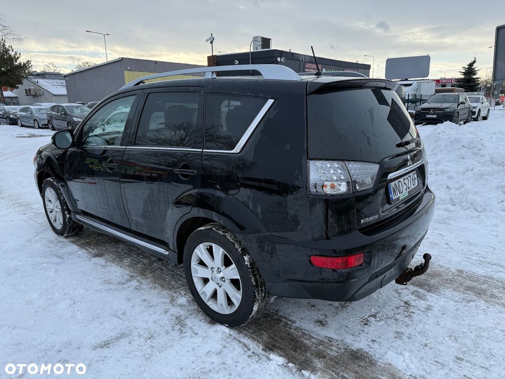 Mitsubishi Outlander 2.0 Intense + NAVI 2WD EU5 - 8