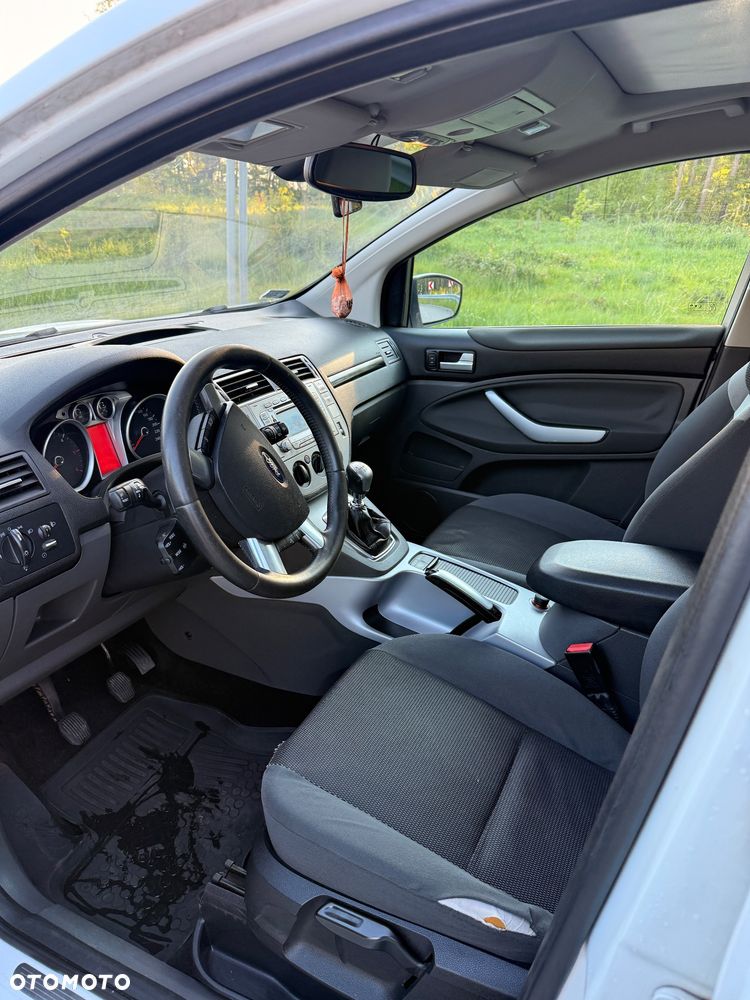 Ford Kuga 2.0 TDCi Titanium - 10