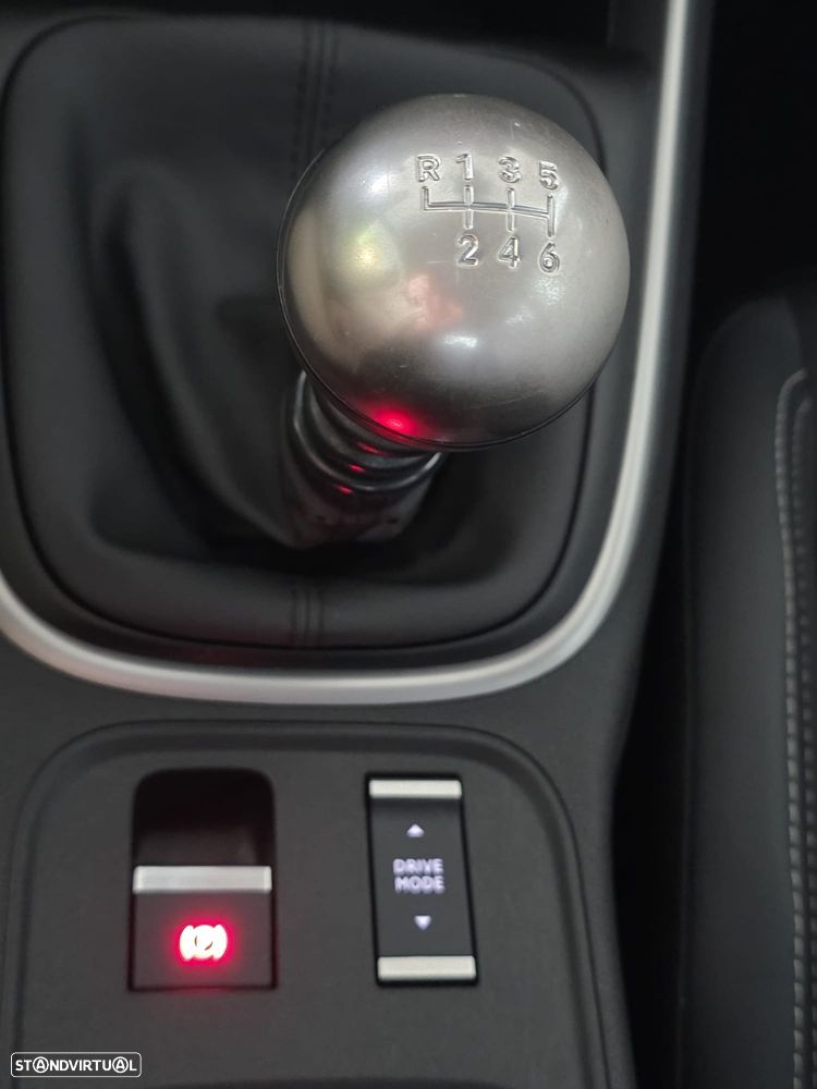 Jeep Avenger 1.2 GSE T3 Altitude - 20