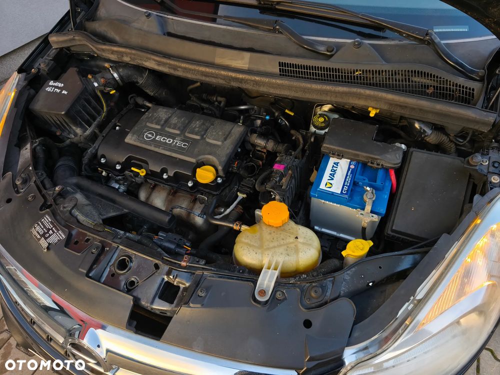 Opel Corsa 1.2 16V Cosmo - 20