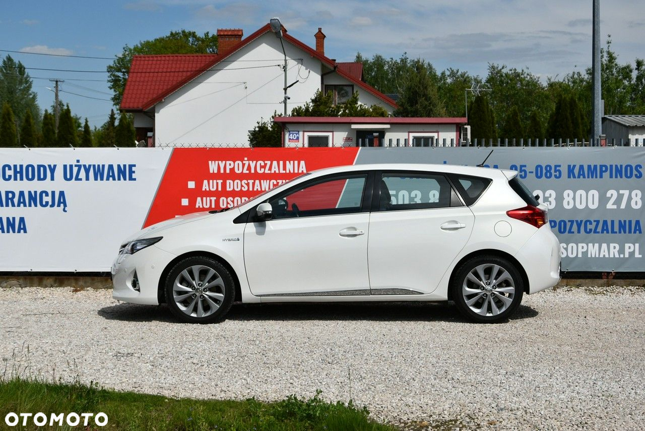 Toyota Auris 1.8 Hybrid Executive - 3