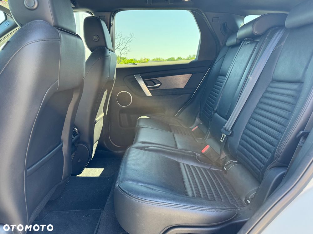 Land Rover Discovery Sport 2.0 P200 mHEV SE - 12