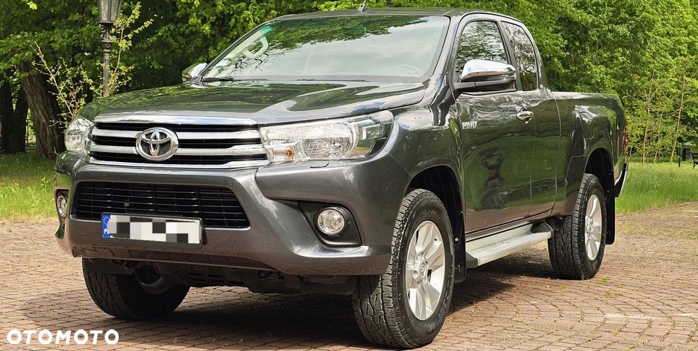 Toyota Hilux 4x4 Double Cab S&S Comfort - 10