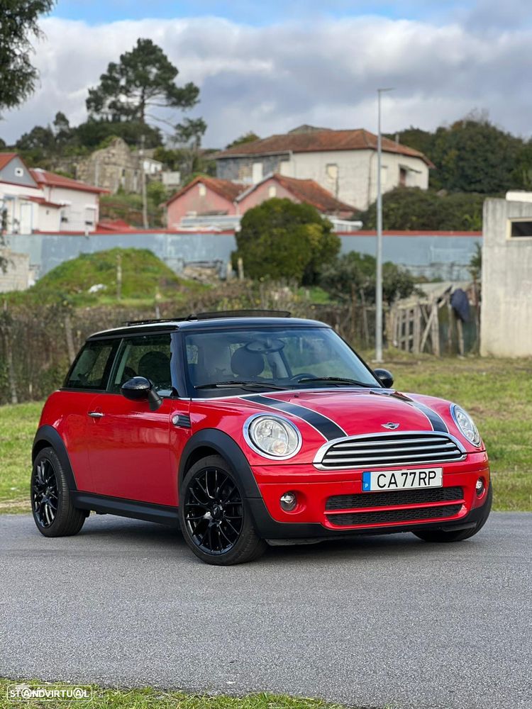 MINI 3 Portas Cooper D - 1